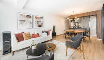 Dpto. Duplex 1ro/2do Piso, Alt. Cdra. 5 Av. Los Frutales, Urb. Los Cactus